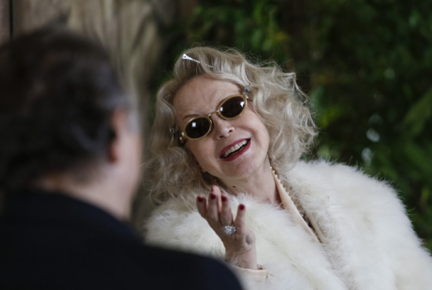 Les fausses confidences