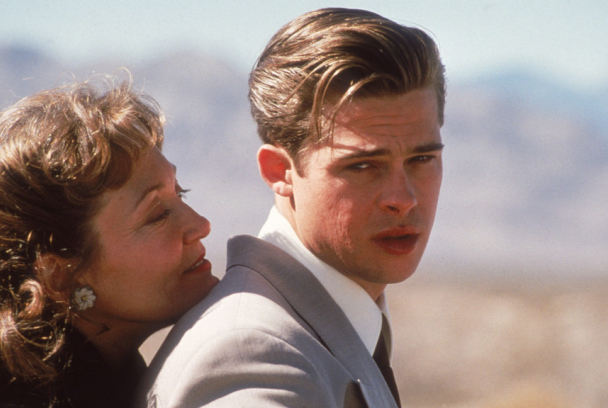 Una rubia entre dos mundos