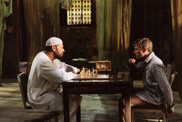 Fingers, ataque terrorista