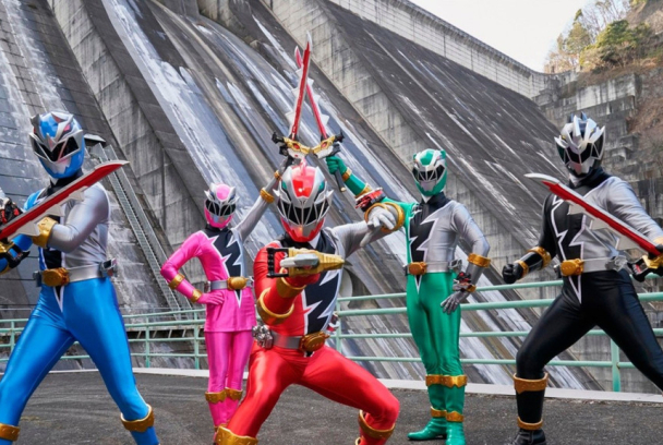 Power Rangers: Dino Fury