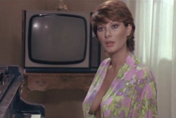 La profesora enseña en casa