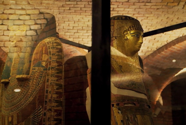 Nefertiti. La reina solitaria