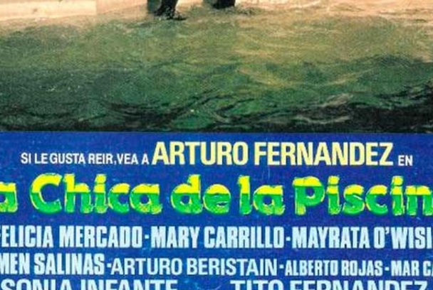 La chica de la piscina