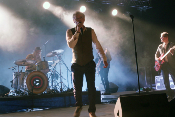 Els Pets: Bon dia, joves!