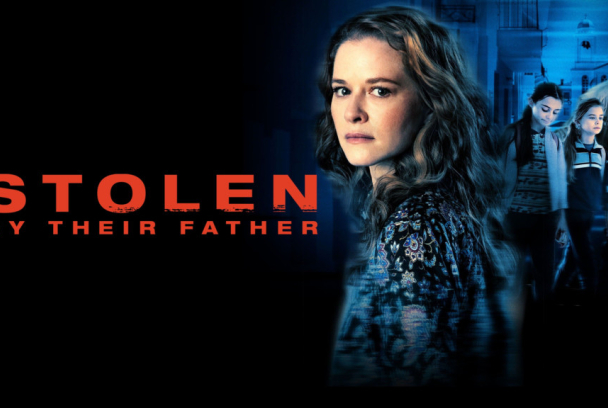 Robadas por su padre