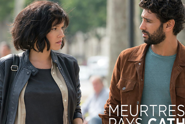 Asesinato en el Pais Catharo