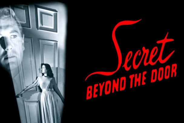 Secreto tras la puerta