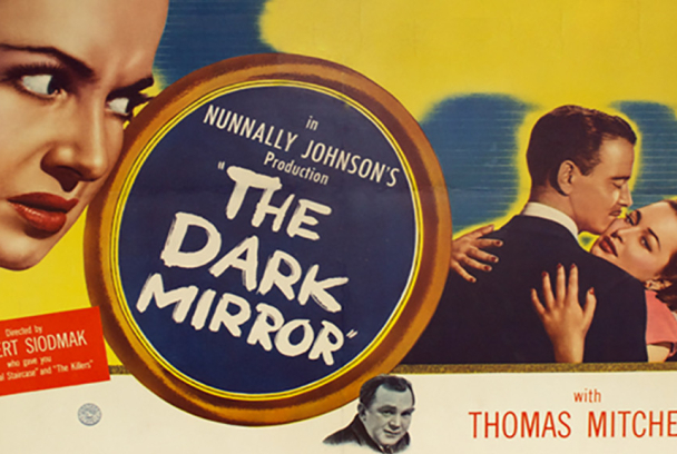 A través del espejo