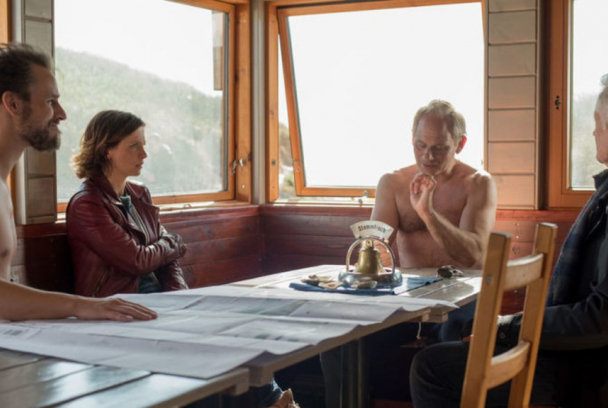 Cluver y un amor peligroso