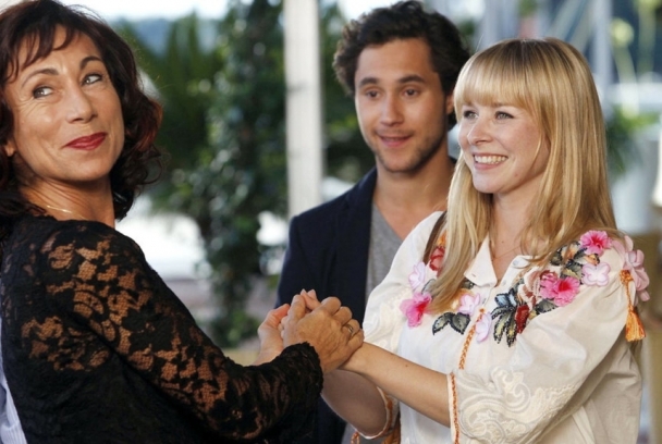 Endevina qui ve al casament