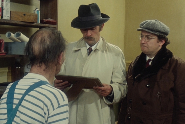 Les vécés étaient fermés de l'intérieur 