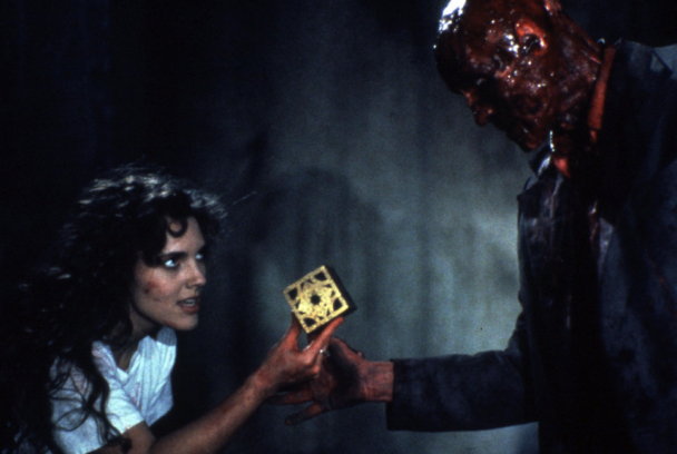 Hellraiser (Los que traen el infierno)