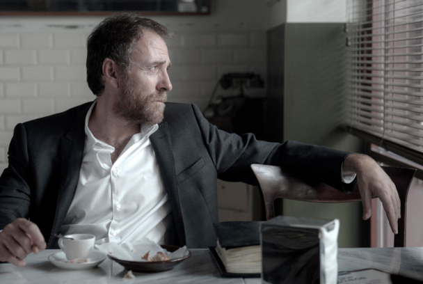 El precio de un deseo (The Place)