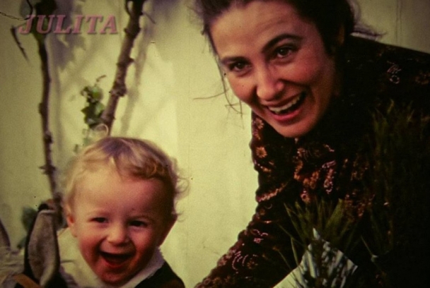 Muchos hijos, un mono y un castillo