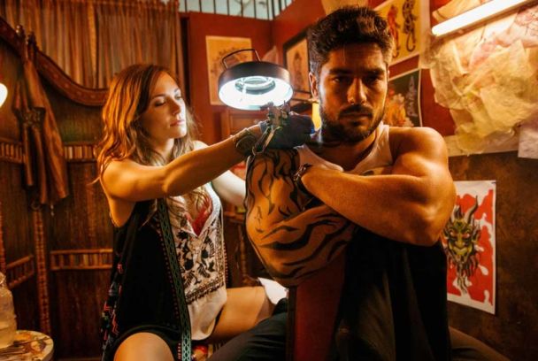 Abierto hasta el amanecer. La serie