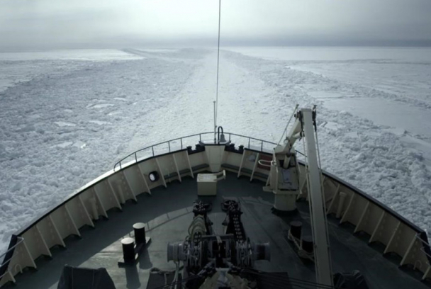 Dins el mateix vaixell