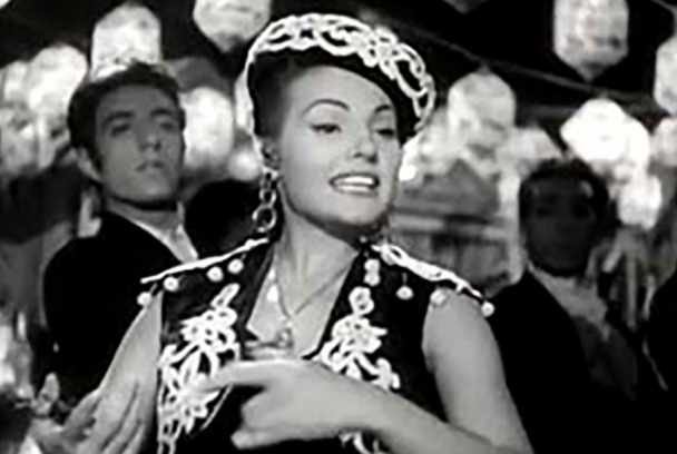 Quiéreme con música