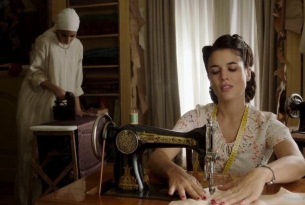 El tiempo entre costuras