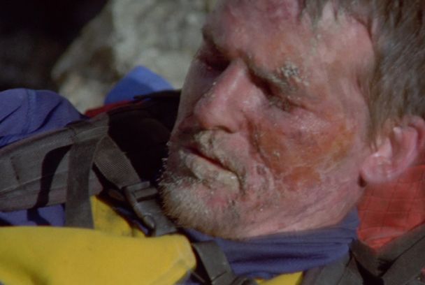 Touching the void (Tocando el vacío)