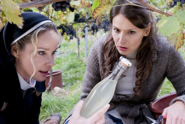 La monja y el comisario: El ángel caído