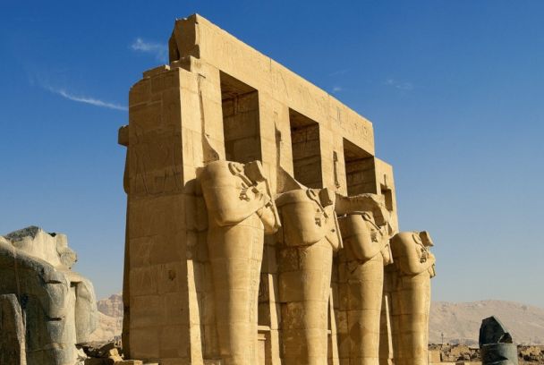 Viaje a través del Valle de los Reyes