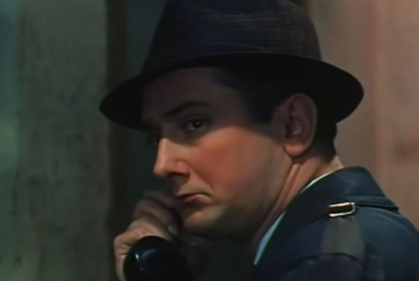 Cero siete con el dos delante