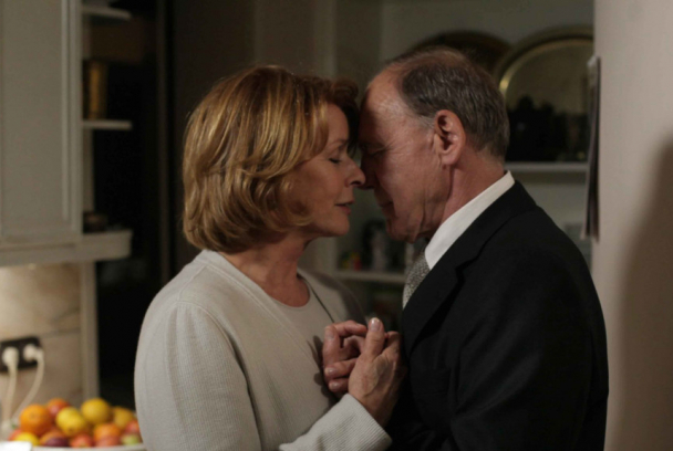 Colors vius sobre fons negre